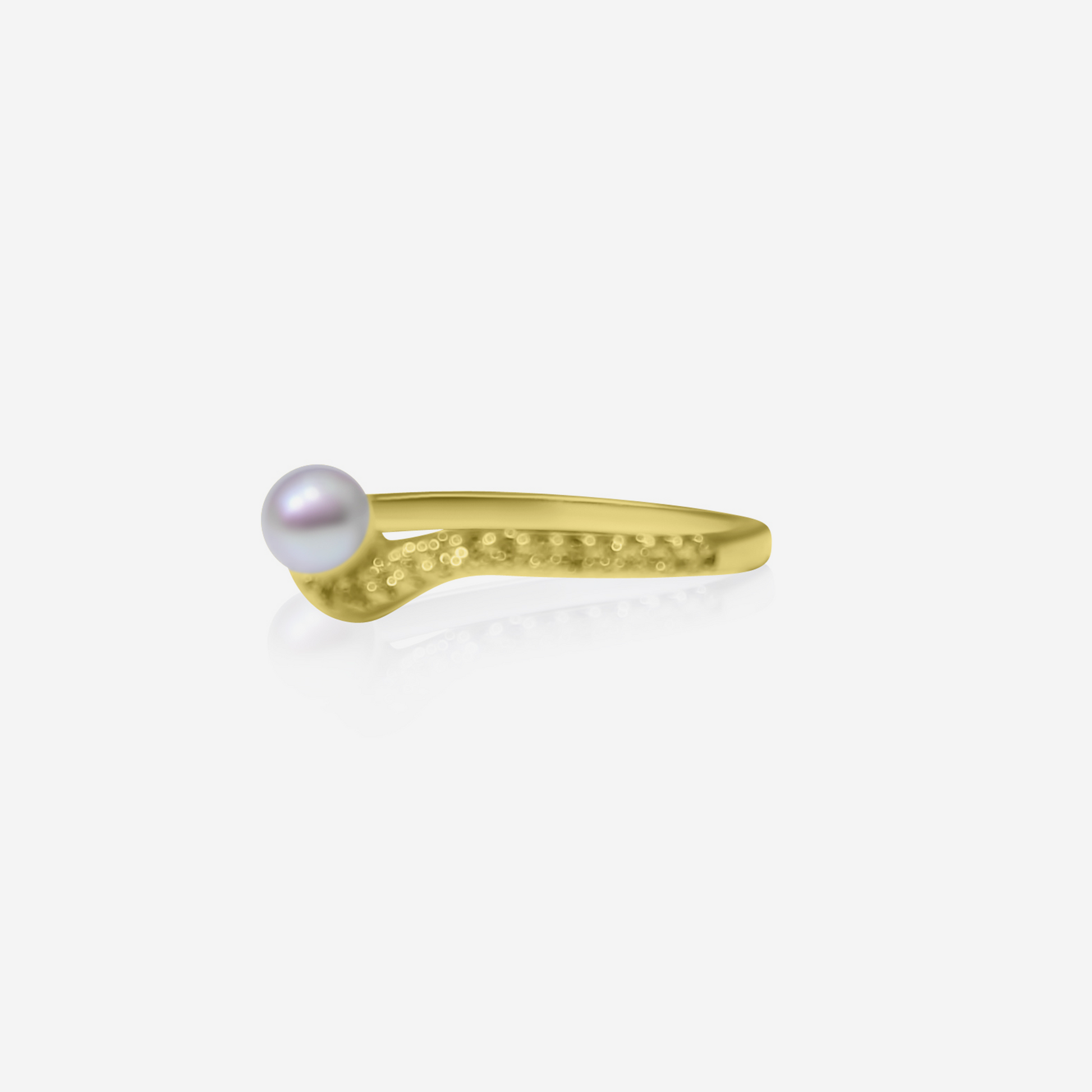 Eternal Love natural diamond engagement ring in 18K yellow gold with Akoya pearl – Made by Petit Jewelry