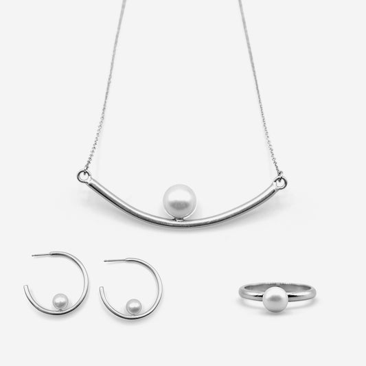 Freshwater pearl earrings, ring, and necklace set in 18K white gold – Made by Petit Jewelry