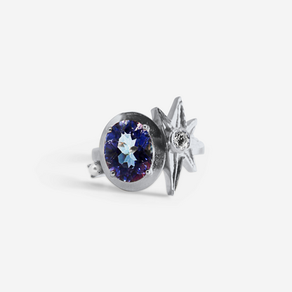 Geometric gold ring with mystic tourmaline in 14K white gold – Made by Petit Jewelry
