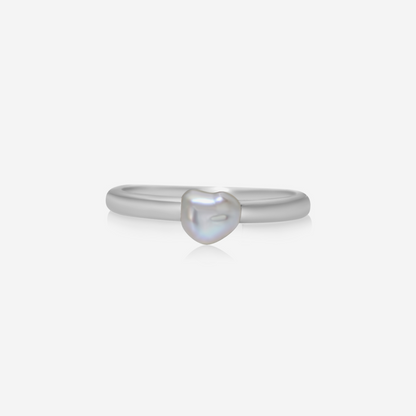 Keshi pearl ring in 14K white gold – Made by Petit Jewelry
