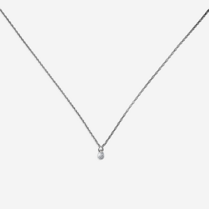 Rose quartz drop pendant necklace in 14K white gold – Made by Petit Jewelry