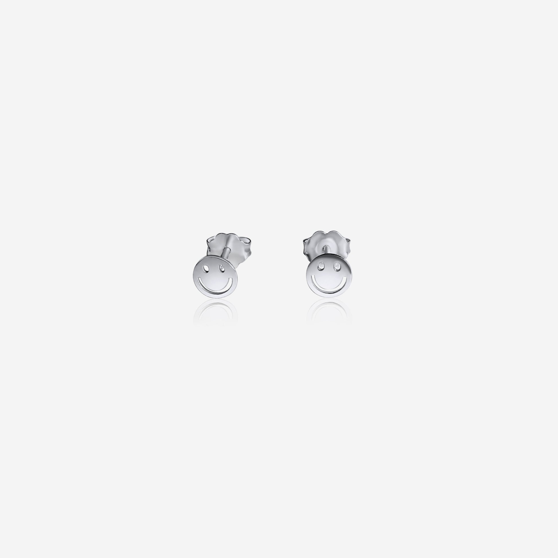 Smile stud earrings in sterling silver – Made by Petit Jewelry