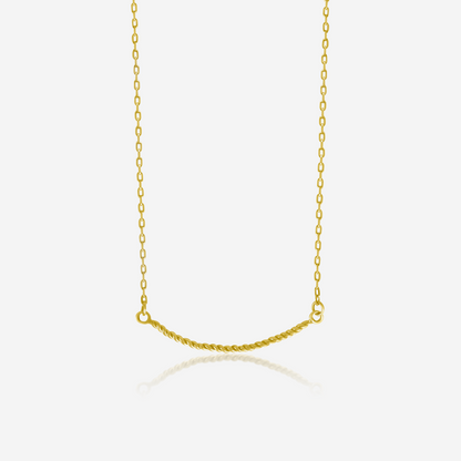 Twisted gold pendant necklace in 14K yellow gold – Made by Petit Jewelry
