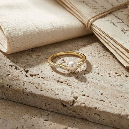Eternal Love Lab Diamond Engagement Ring | 18K Gold and Platinum