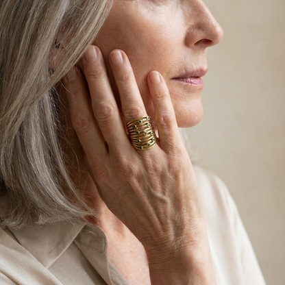 Statement Ring | Emerald, Solid 18K Gold